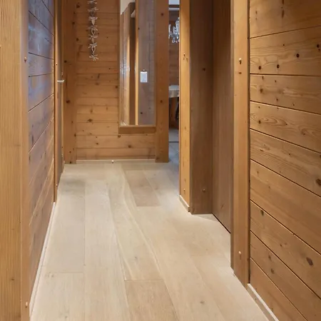 Mom - Alpine Boutique Apartments, Romantica, Near Terminal Apartament Grindelwald