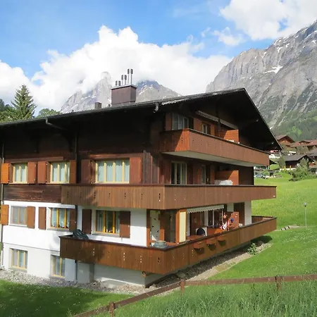 Mom - Alpine Boutique Apartments, Romantica, Near Grindelwald Terminal *