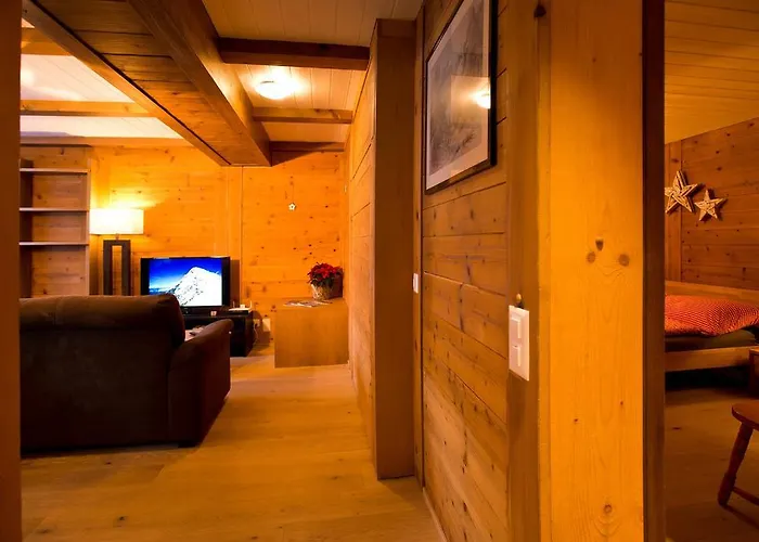 Mom - Alpine Boutique Apartments, Romantica, Near Grindelwald Terminal Grindelwald
